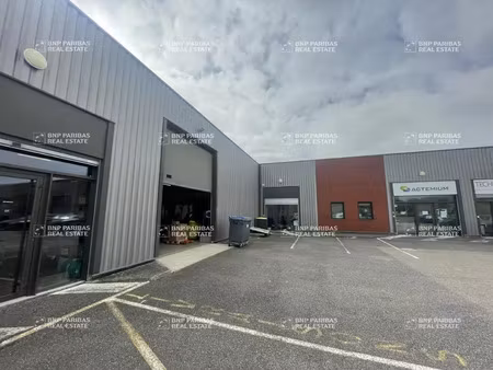 location local d'activités montrabé 31850