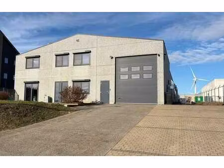 ensemble industriel + habitation à vinalmont (4520)