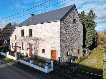 maison 4 façades sur les hauteurs de sclayn