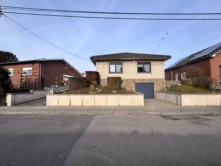 charmant bungalow situé à hermée