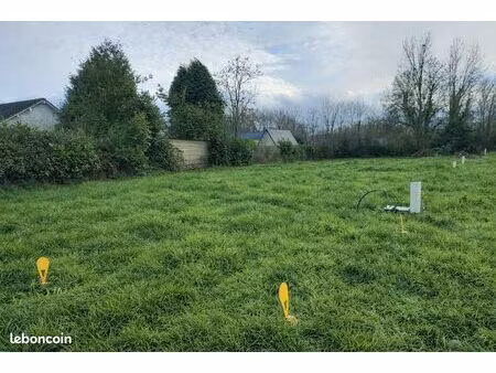 terrains a batir sur fontaine le bourg