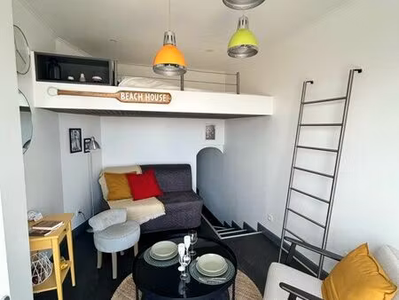 f1 meublé face à la mer