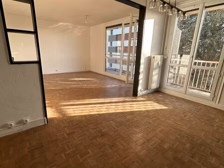 appartement t5 – 88 m² – quartier calme – sens (89100)