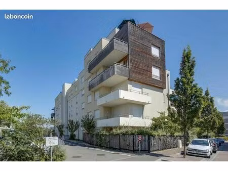 appartement 2 pièces 53 m²