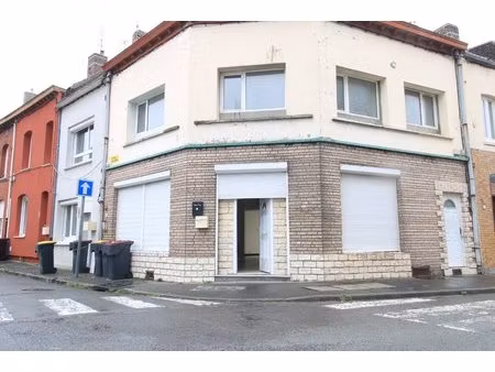 immeuble de 135 m² comportant 3 lots