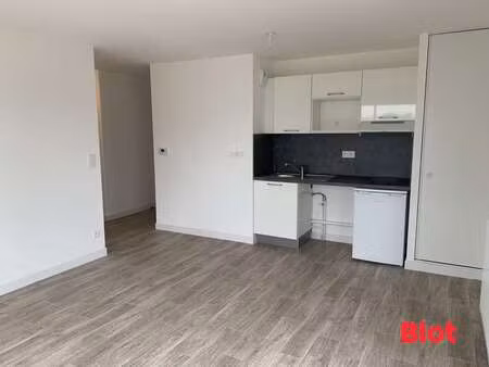 location appartement 2 pièces à liffré (35340) : à louer 2 pièces / 44m² liffré