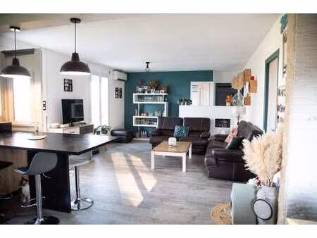 vente maison piscine à voeuil-et-giget (16400) : à vendre piscine / 145m² voeuil-et-giget