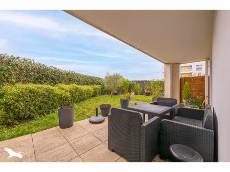 vente appartement 5 pièces 84 m² à elancourt (78990)  355 000 €