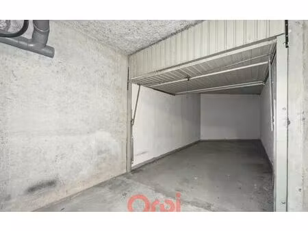 stationnement lyon 3 14 m² t- à vendre  26 000 €