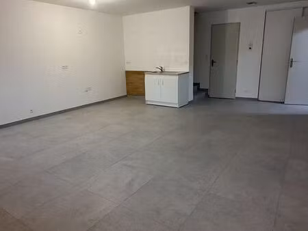 superbe appartement t3 en duplex