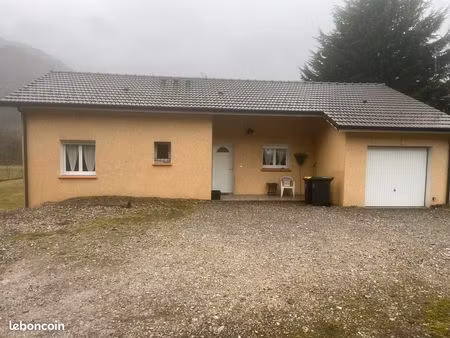 location maison dans un village de montagne exposer plein sud