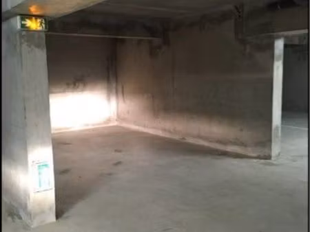 location parking sous-terrain sécurisé 18m2