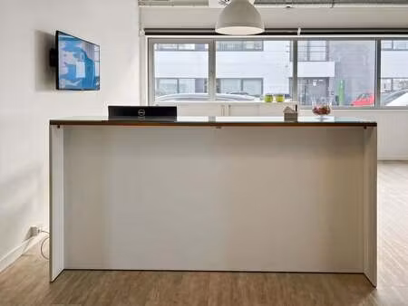 bien professionnel à louer à mont-saint-guibert € 145 (lkvc0) - iwg | zimmo