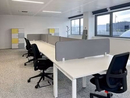 bien professionnel à louer à mont-saint-guibert € 149 (lkvbz) - iwg | zimmo