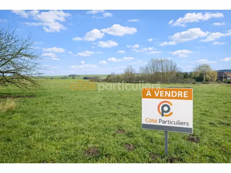 vente terrain 3237 m² à guiscard (60640)  64 990 €