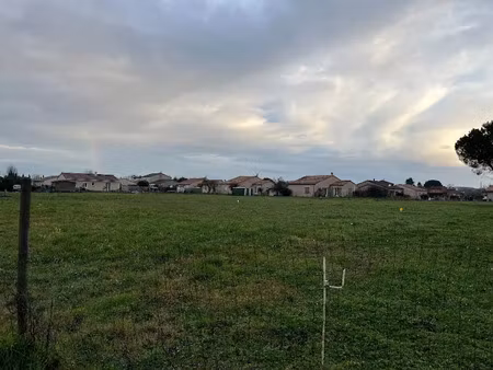 vente terrain 692 m² à lagrave (81150)  70 000 €