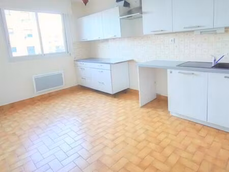 app. f3 avec cave - 81 m² - gap