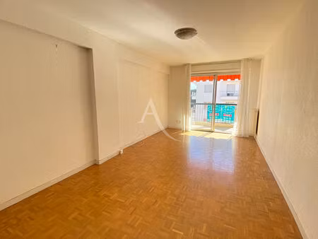 location appartement 2 pièces 53 m² à nice (06000)