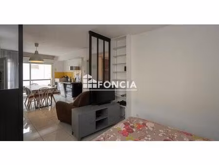 saint-vallier  agréable apprtement de 58 m2 en bon état général