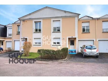 maison de ville   tout à pied