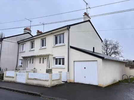 maison familiale proche centre-ville de la flèche  quartier calme