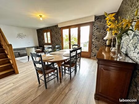 jolie maison en location dans quartier calme