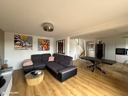 appartement duplex gex centre t4/t5 dont 3 chambres  totalement rénové – orienté plein sud