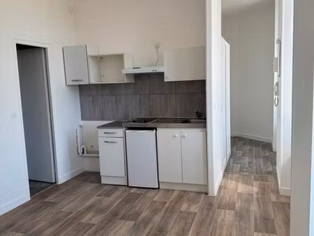 studio – centre-ville – wifi – chauffage - garage vélo – 26 m²