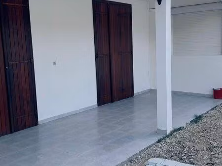 location t4 non meublé