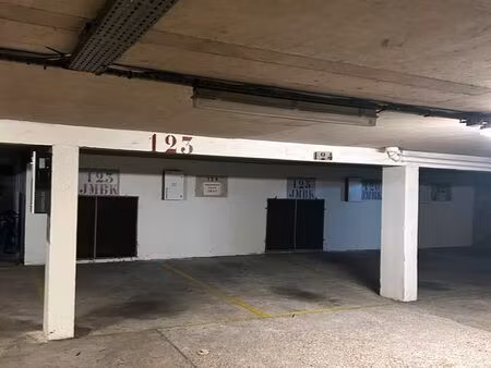 place de parking à saint-mandé