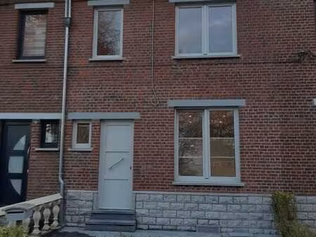 superbe maison 2 façades à louer