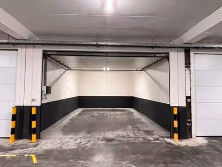 espace de stockage ou atelier – westerlo