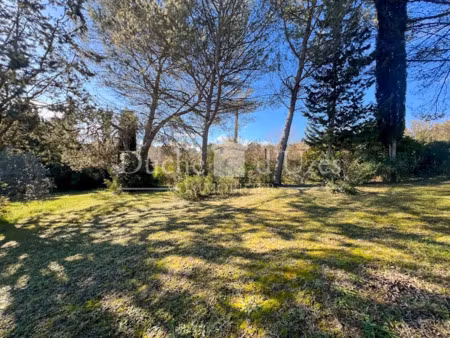 vente terrain 1090 m² à uzès (30700)  395 000 €