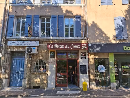 vente locaux professionnels 135 m² à roquevaire (13360)  199 000 €