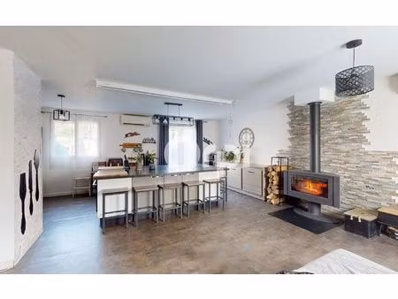 maison champagne-sur-seine 113.84 m² t-5 à vendre  260 000 €