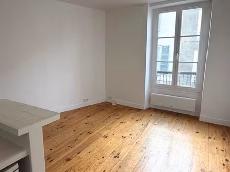 location appartement 1 pièce 18 m² à pontoise (95000)  659 €