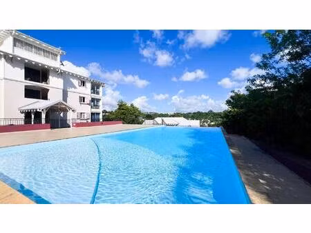superbe appartement à didier vue mer piscine