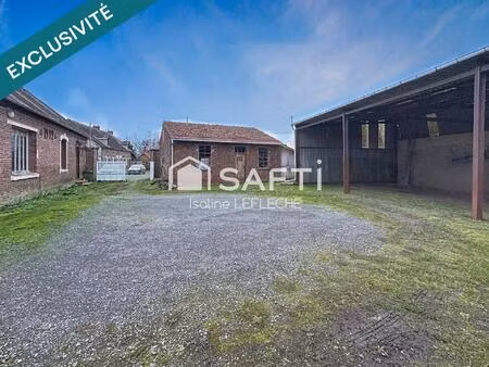corps de ferme aux portes de peronne dans une environnement calme