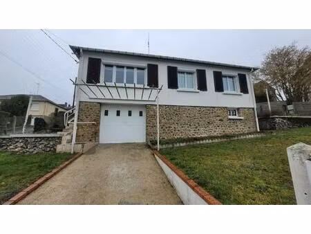 pavillon 63 m2 avec 2 chambres et un bureau  séjour lumineux