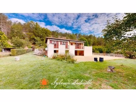 maison de 90 m2 habitables sur 1200 m2 de terrain