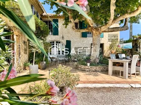 ancien domaine viticole de 219m2 habitable