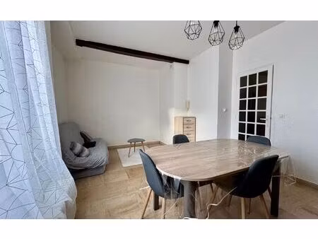 location appartement  47.99 m² t-2 à la ville-du-bois  740 €