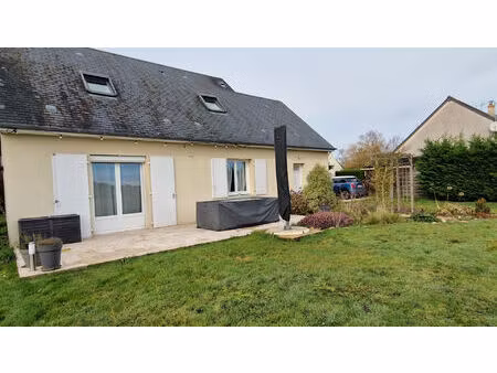 joli pavillon avec 3 chambres + garage