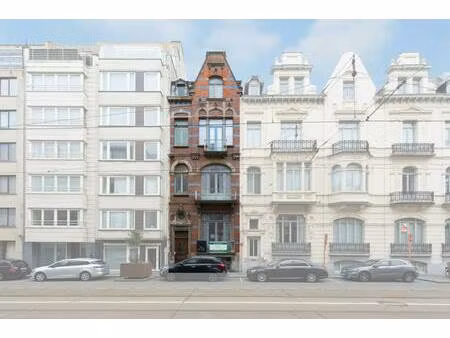 charmant herenhuis te koop te oostende met veel mogelijkheden