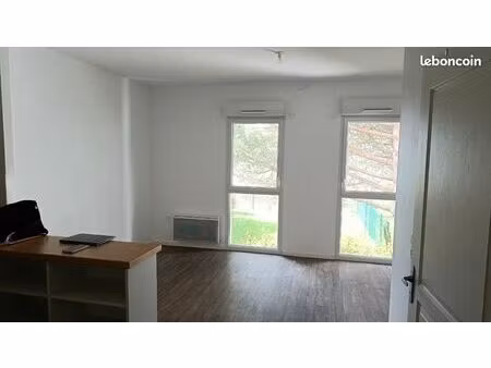 appartement lumineux vue sur jardin