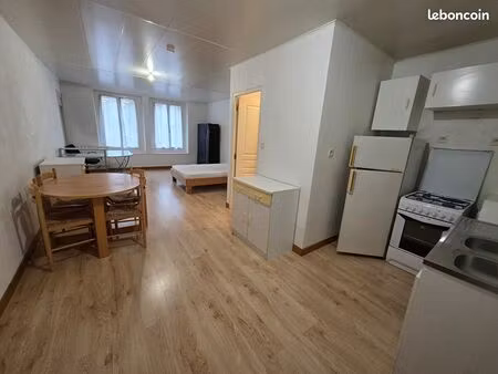 studio 1 pièce 31 m²
