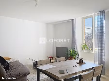 appartement 3 pièces 54 m²