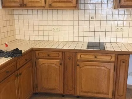 studio à louer la barben