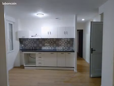 t2 à louer capdenac-gare