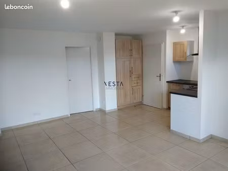 appartement 3 pièces 50 m²